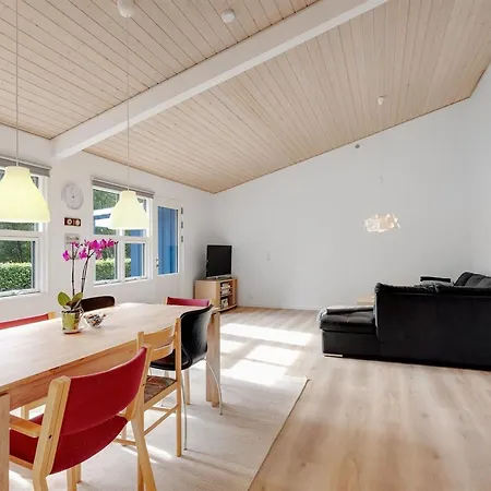 Holiday home Marlina - 30km From The Sea In Western Jutland By Interhome Toftlund